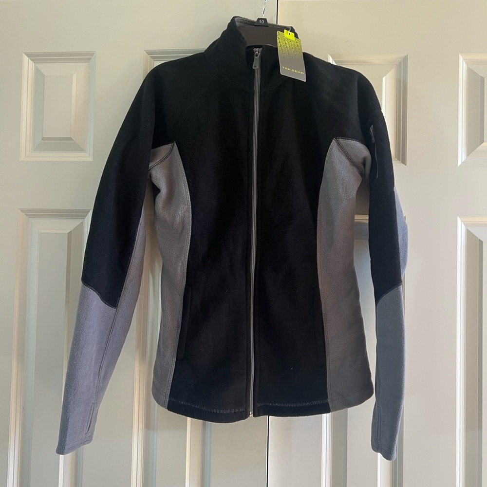 Kohl’s Tek Gear Black & Grey Zip Up Jacket Size Medium
